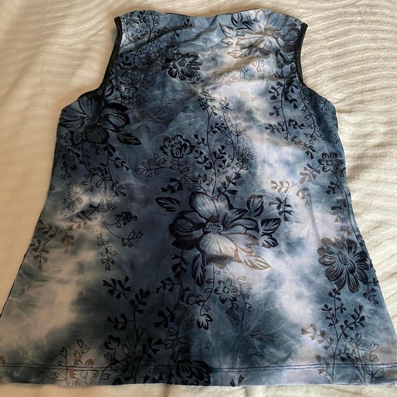 Vintage thrifted tank - Picture 3 of 4